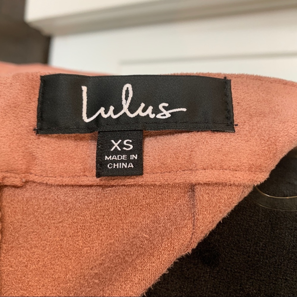 Lulu’s suede skirt - Picture 6 of 8